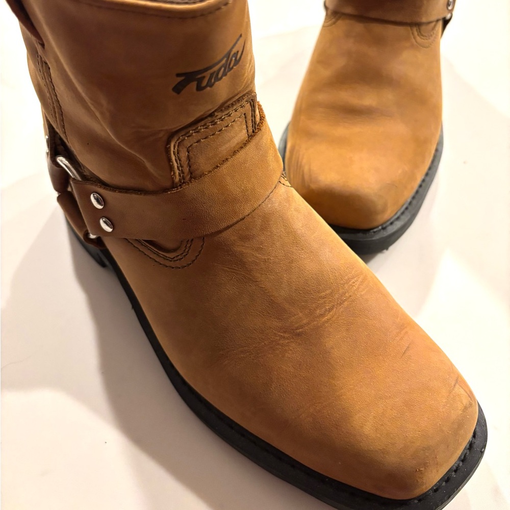 Men's Tan Leather Boots - Picture 3 of 9